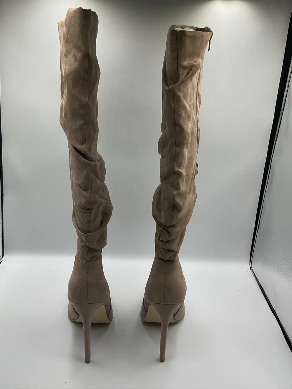 Ruched Faux Suede Knee High Slouched Boots Tan Beige Stiletto High Heel SZ 8.5